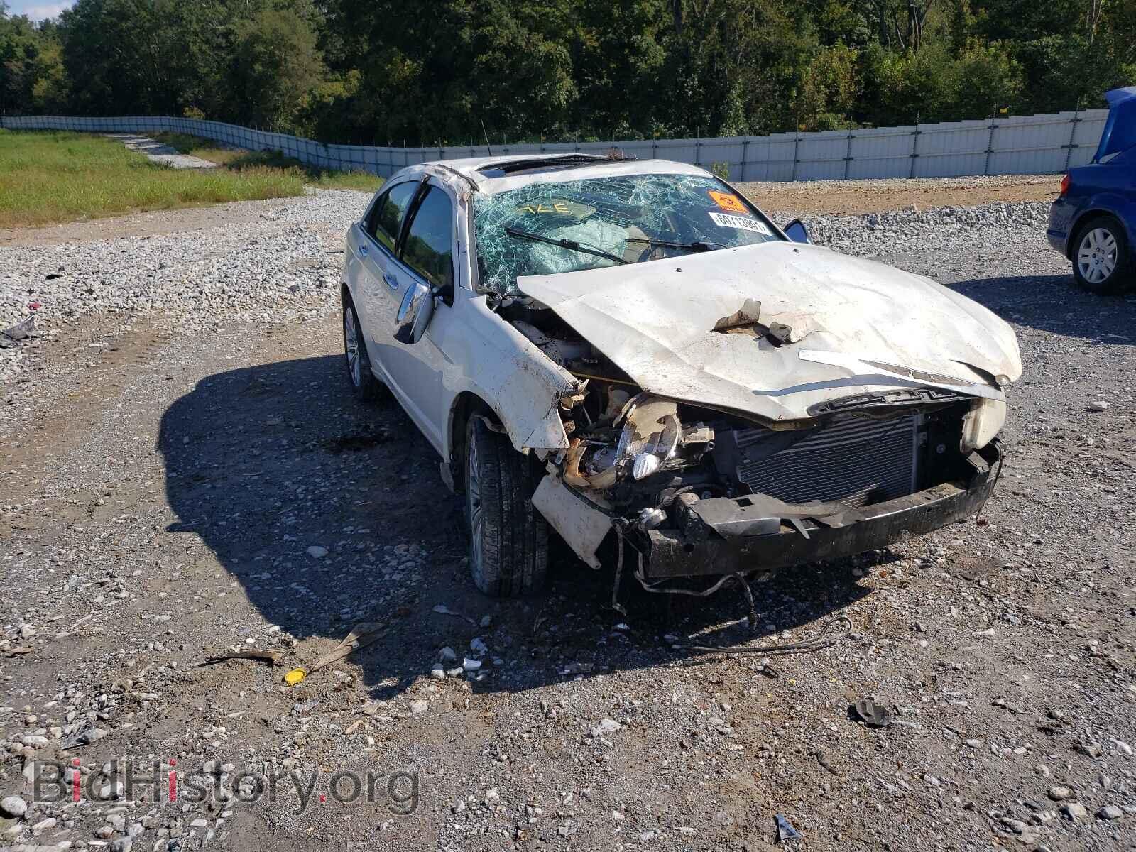 Photo 1C3BC2FG1BN520427 - CHRYSLER 200 2011