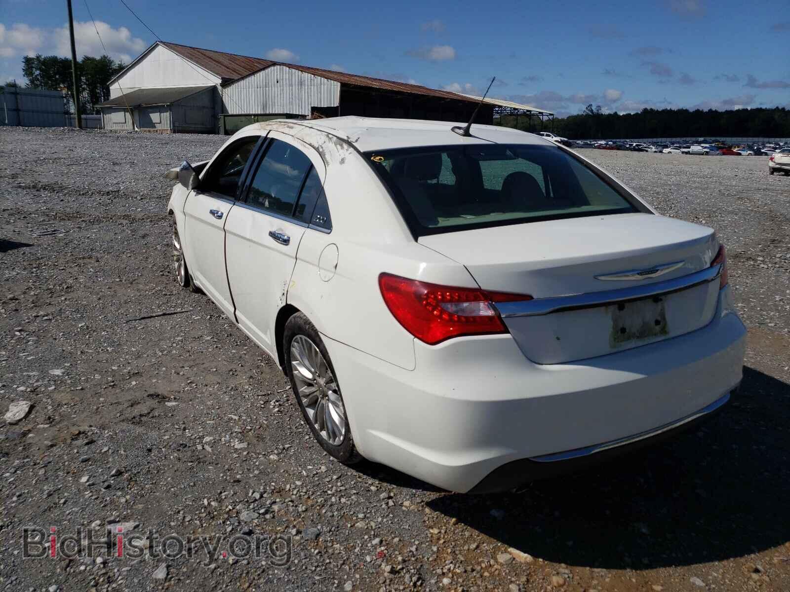 2011 CHRYSLER 200 - VIN: 1C3BC2FG1BN520427 - Photo 3