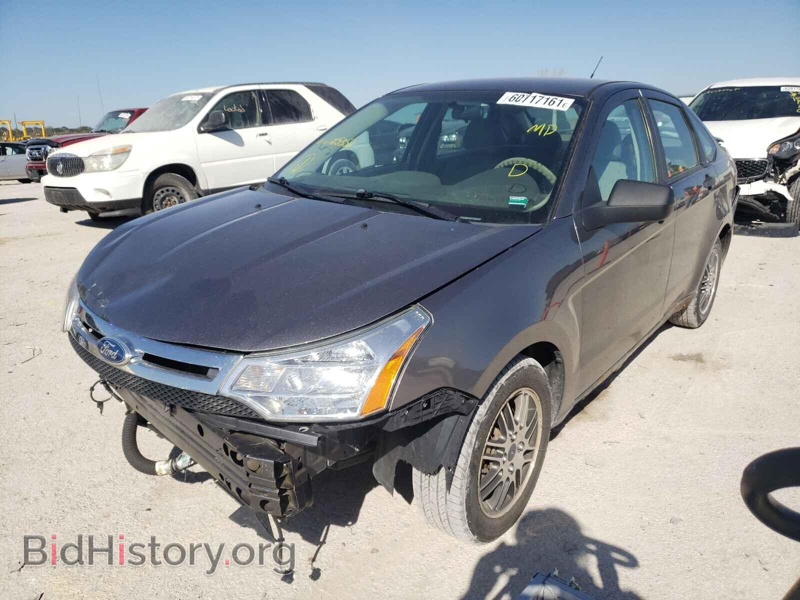 2011 FORD FOCUS - VIN: 1FAHP3FN8BW165352 - Фото 2
