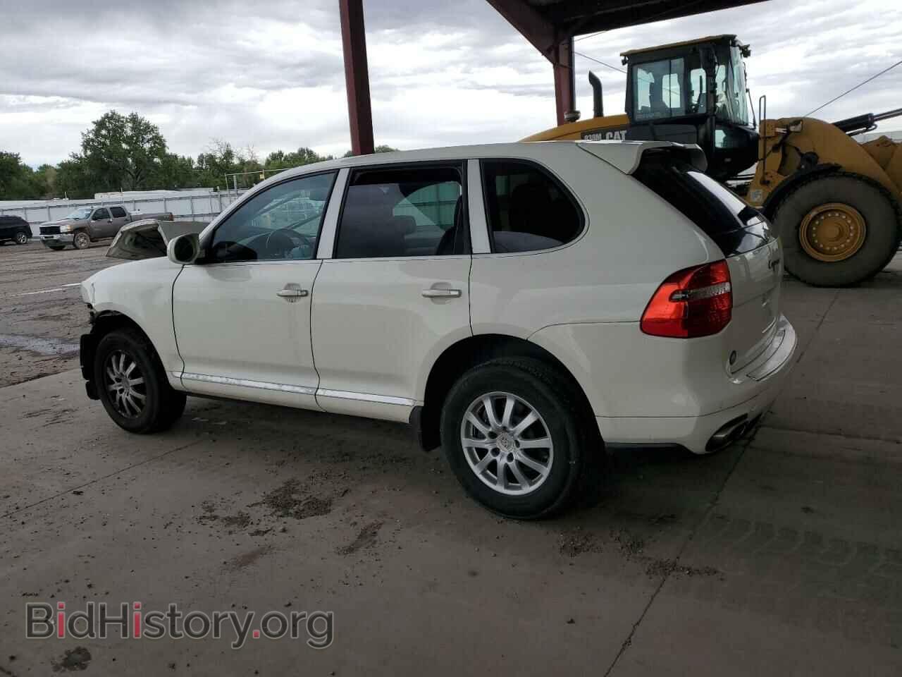 2010 PORSCHE CAYENNE - VIN: WP1AA2AP3ALA02428 - Фото 2