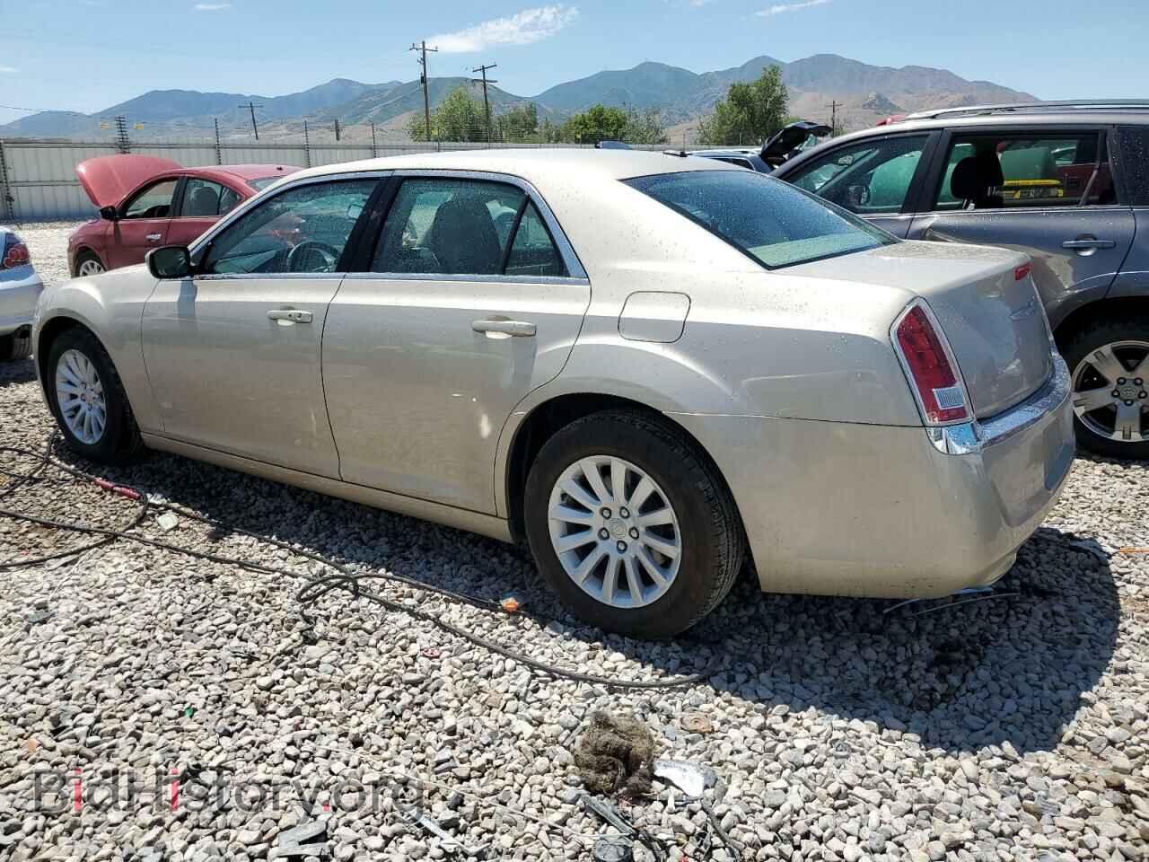 2012 CHRYSLER 300 - VIN: 2C3CCAAG4CH272948 - Фото 2