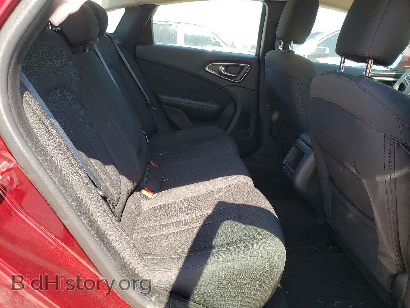 2016 CHRYSLER 200 - VIN: 1C3CCCAB5GN120433 - Фото 6