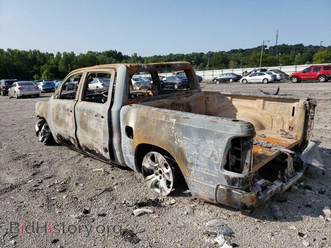 2019 RAM 1500 - VIN: 1C6SRFJT2KN537167 - Фото 2