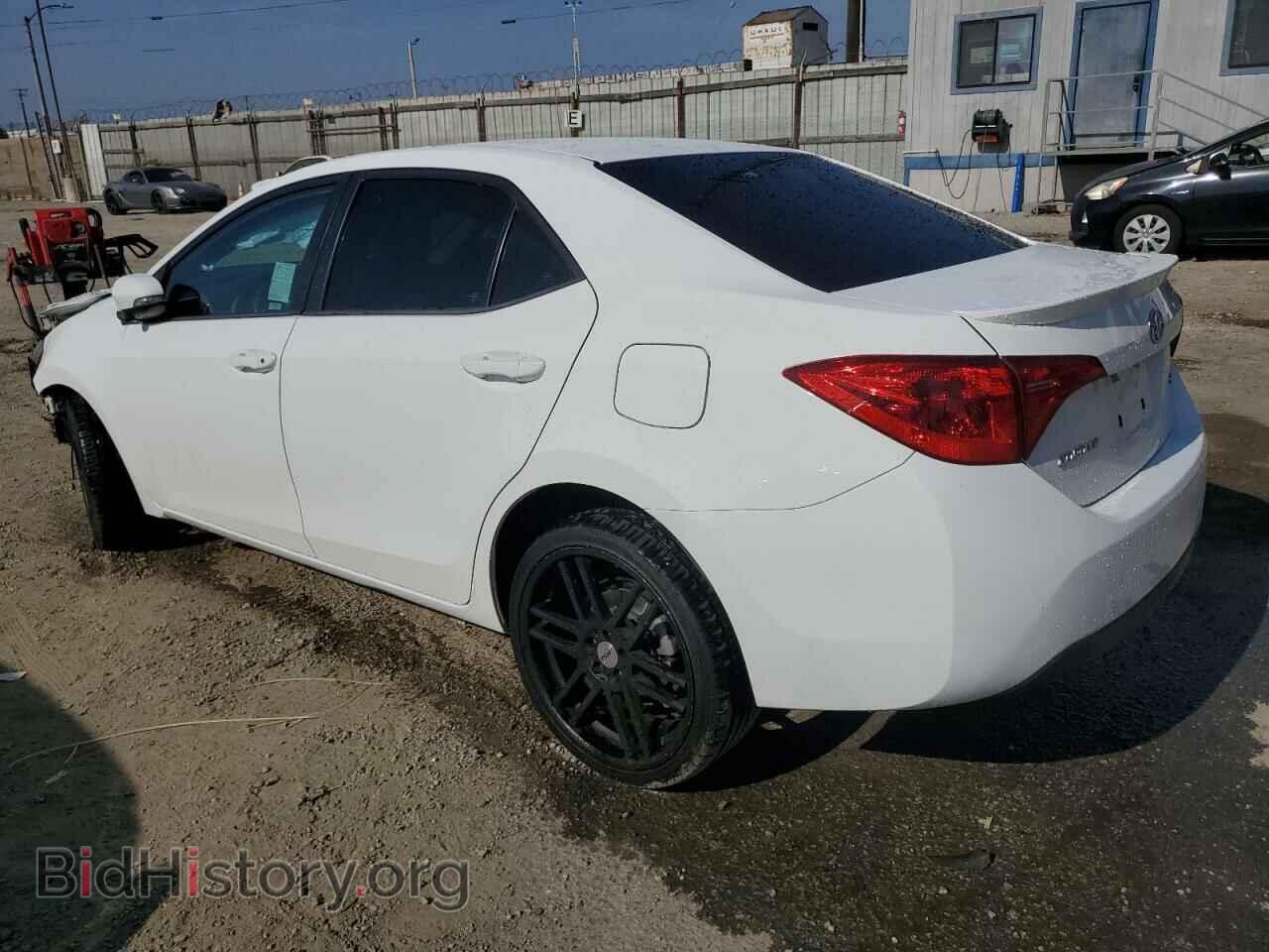 2017 TOYOTA COROLLA - VIN: 5YFBURHEXHP701390 - Фото 2