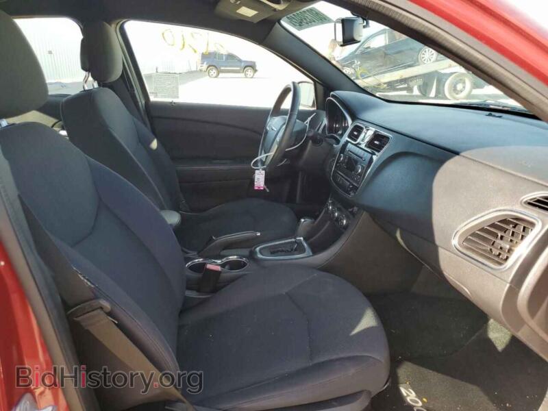 2013 Chrysler 200 (VIN 1C3CCBBB2DN601034) — фото 5 из 10