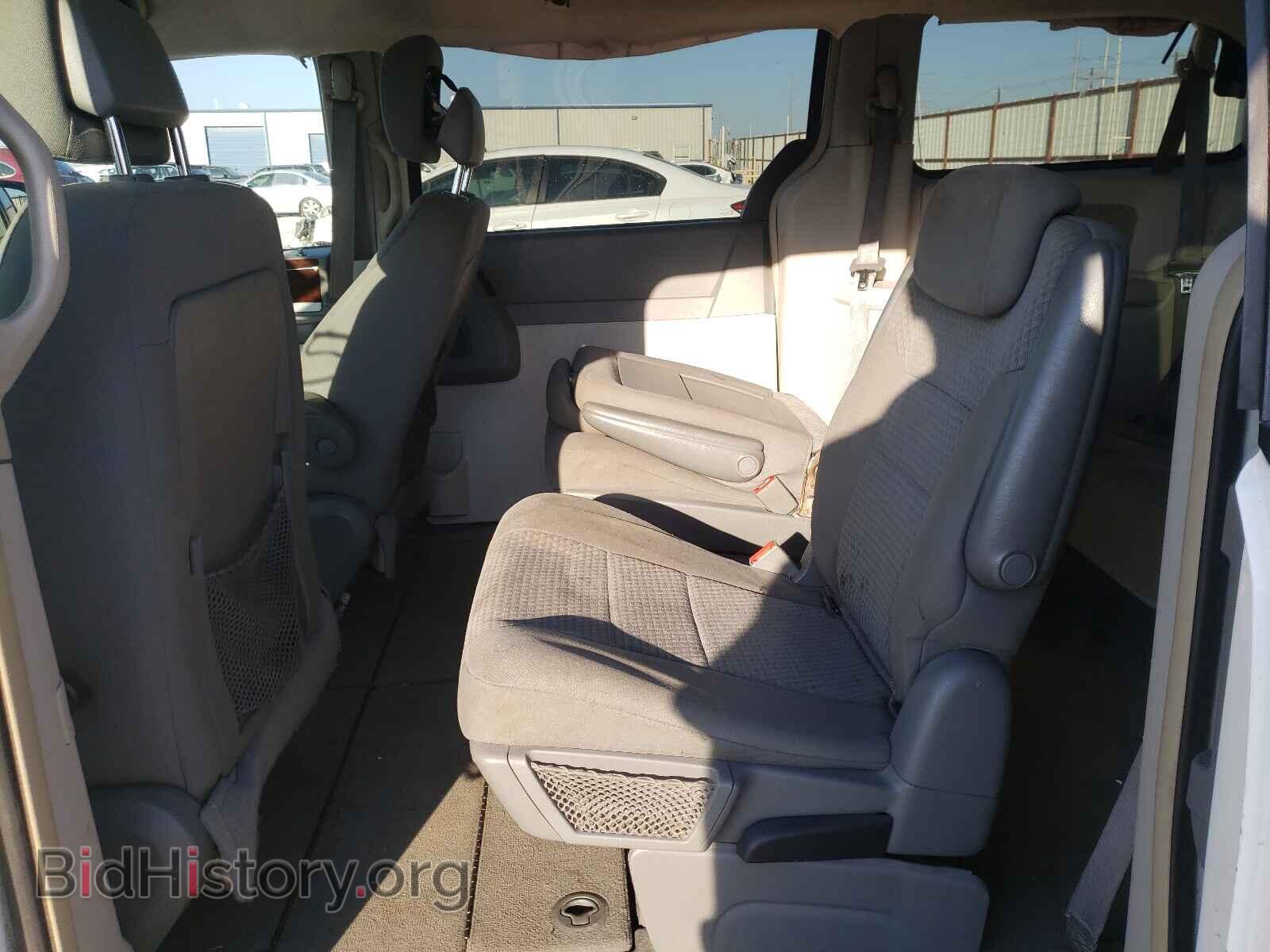 2010 CHRYSLER MINIVAN - VIN: 2A4RR5D19AR305012 - Photo 6