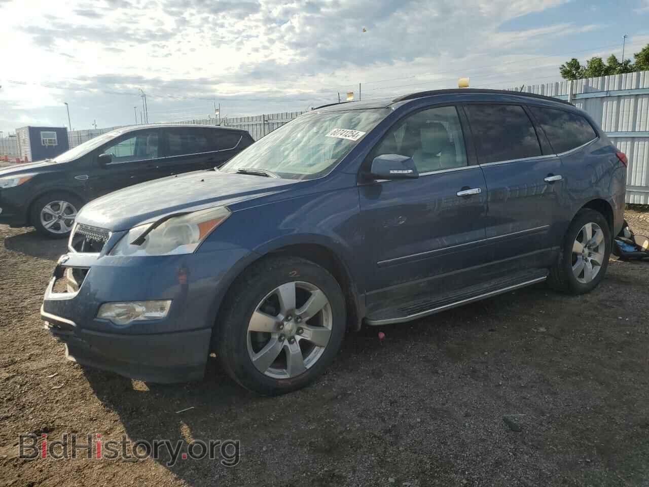 Photo 1GNKVLED4CJ303473 - CHEVROLET TRAVERSE 2012