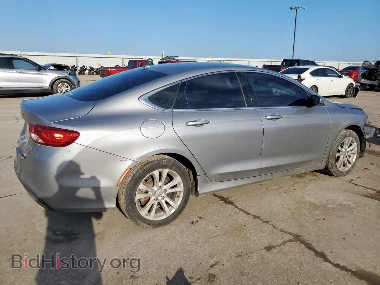 2016 CHRYSLER 200 - VIN: 1C3CCCAG3GN175717 - Фото 3