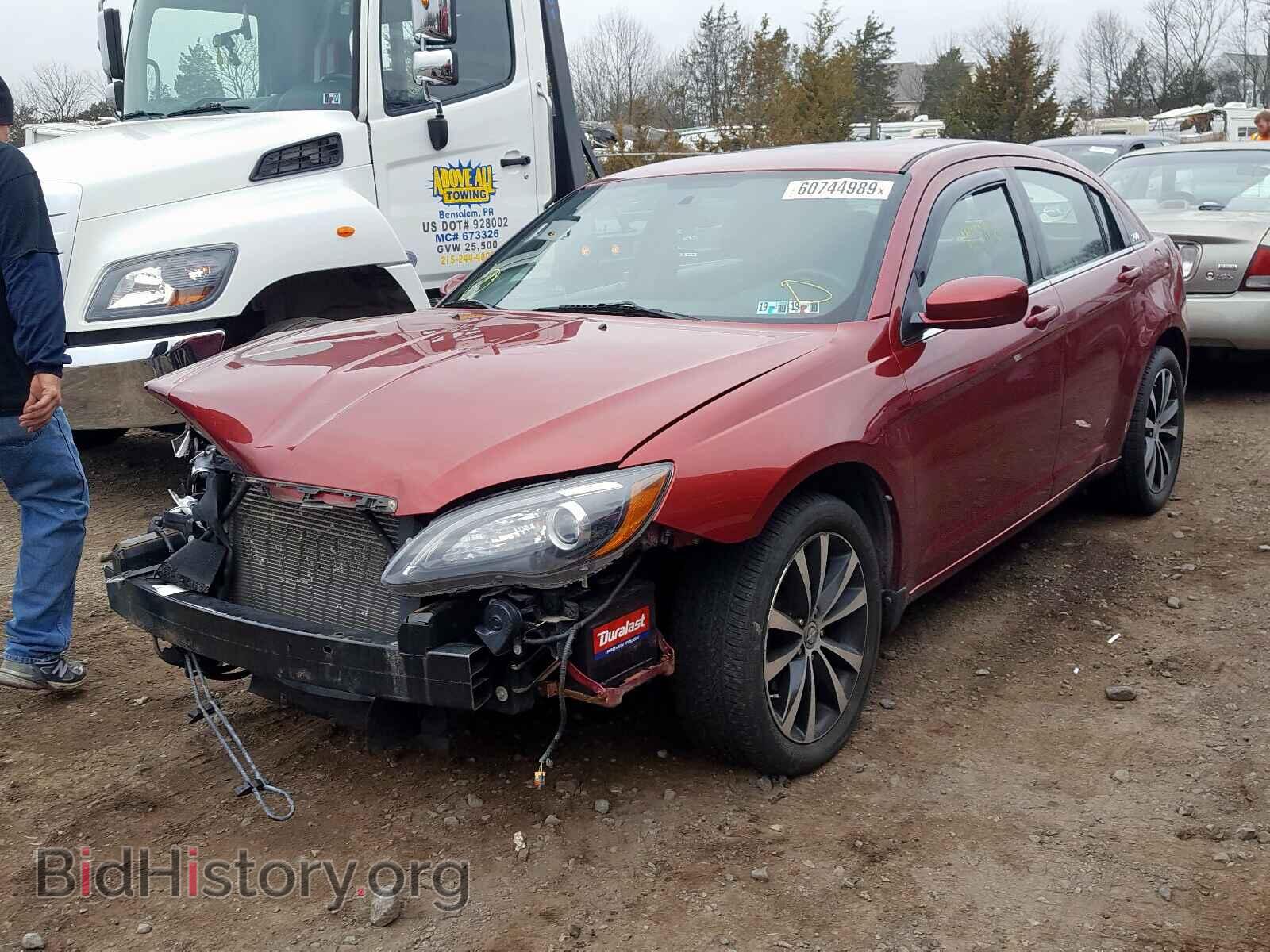 2013 CHRYSLER 200 - VIN: 1C3CCBCG4DN516030 - Фото 2