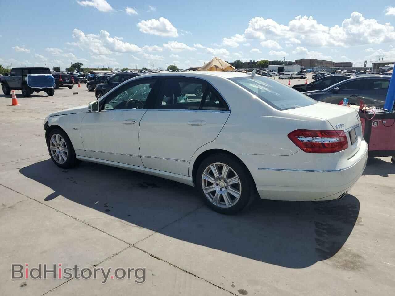 2012 MERCEDES-BENZ E-CLASS - VIN: WDDHF5KB5CA530076 - Фото 2