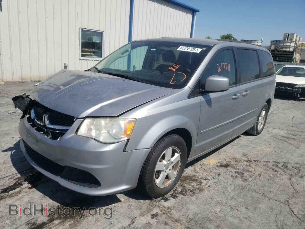 2013 DODGE CARAVAN - VIN: 2C4RDGCG6DR553468 - Фото 2