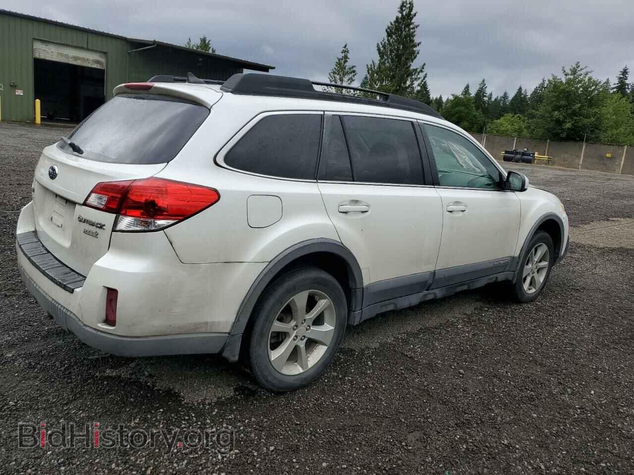 2014 SUBARU OUTBACK - VIN: 4S4BRBCC8E3204305 - Фото 3