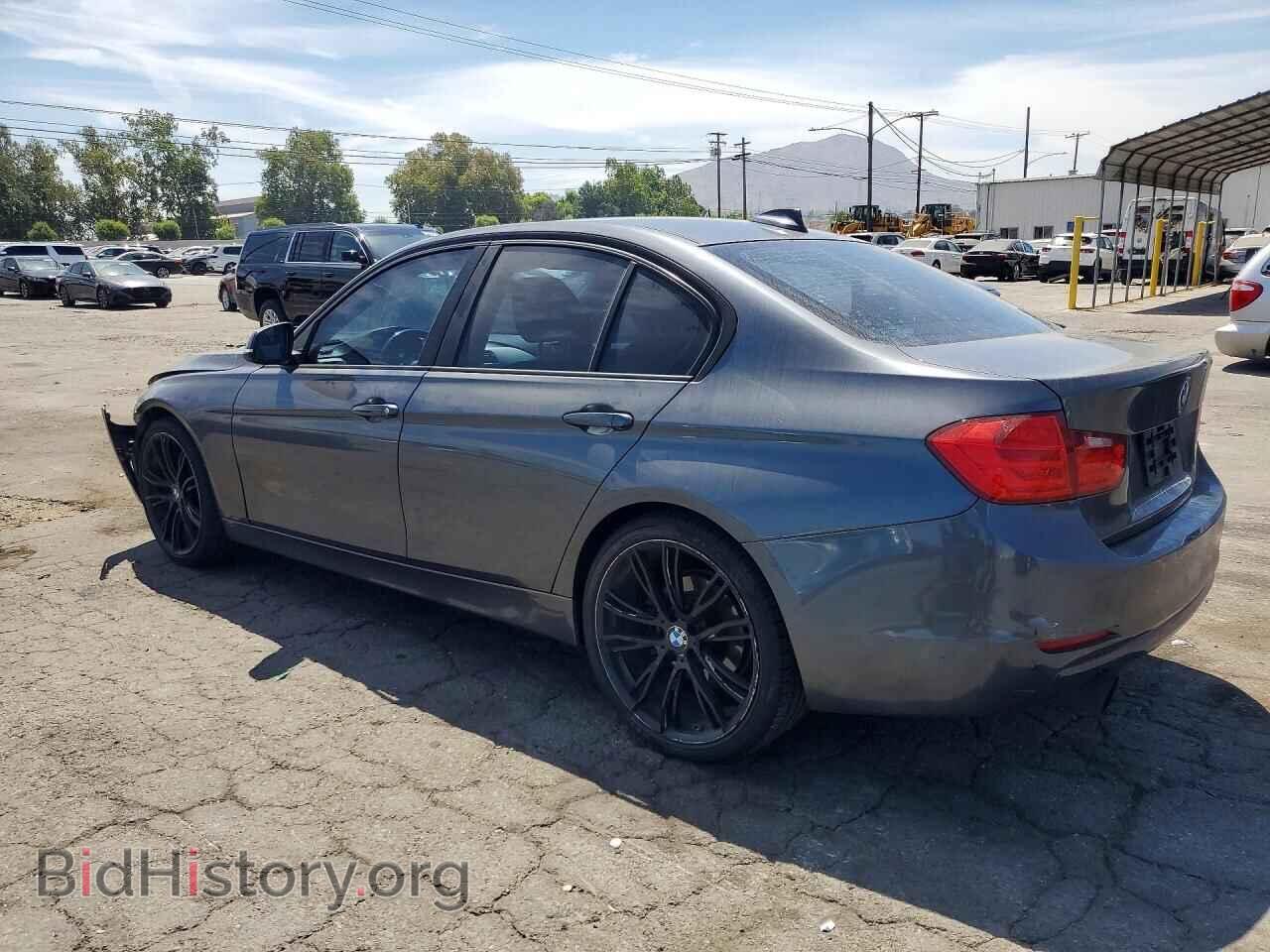 2015 BMW 3 SERIES - VIN: WBA3B1C55FK139734 - Фото 2