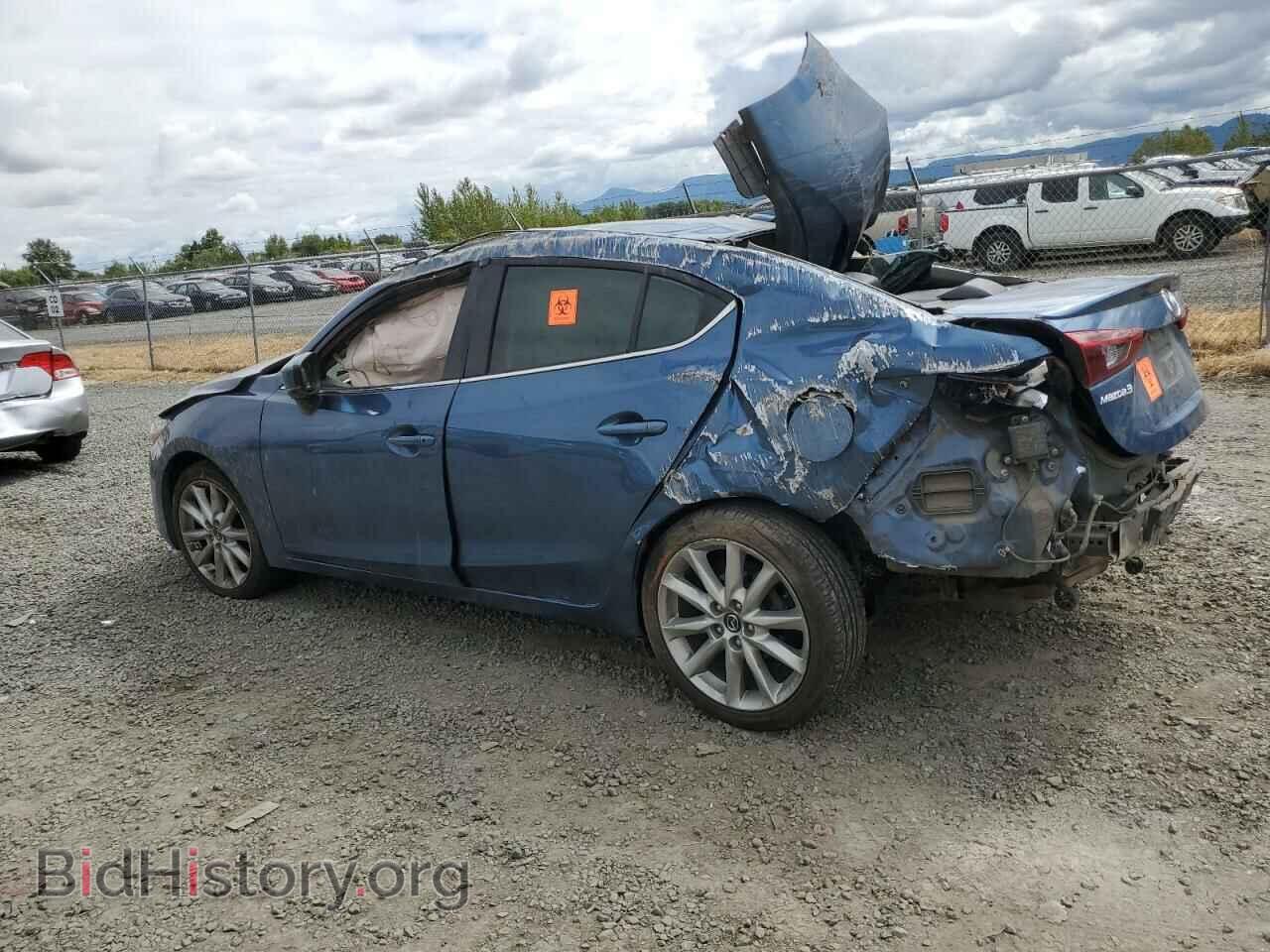2017 MAZDA 3 - VIN: 3MZBN1V78HM113108 - Фото 2