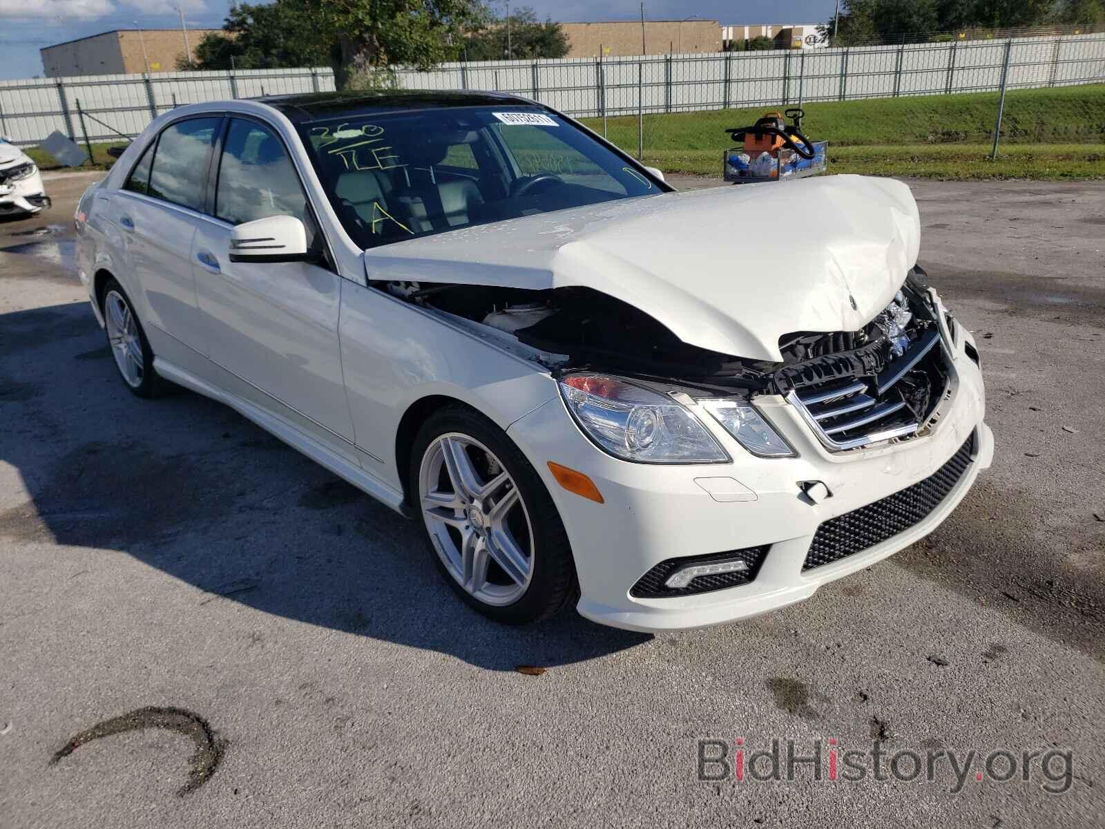 Photo WDDHF5GB0BA468142 - MERCEDES-BENZ E-CLASS 2011