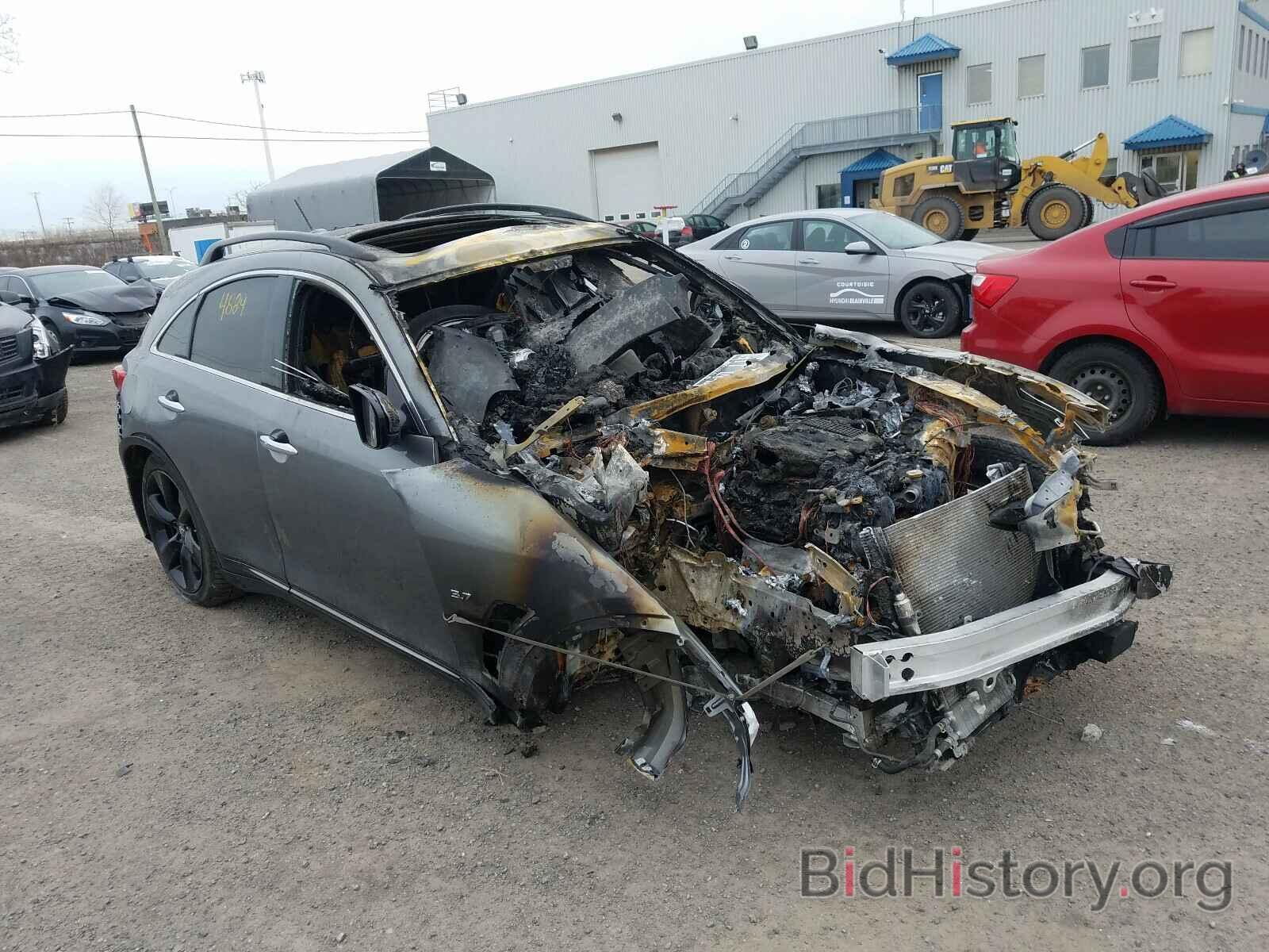 Photo JN8CS1MWXHM415427 - INFINITI QX70 2017