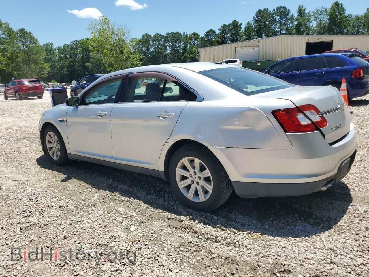2011 FORD TAURUS - VIN: 1FAHP2DW2BG183815 - Фото 2