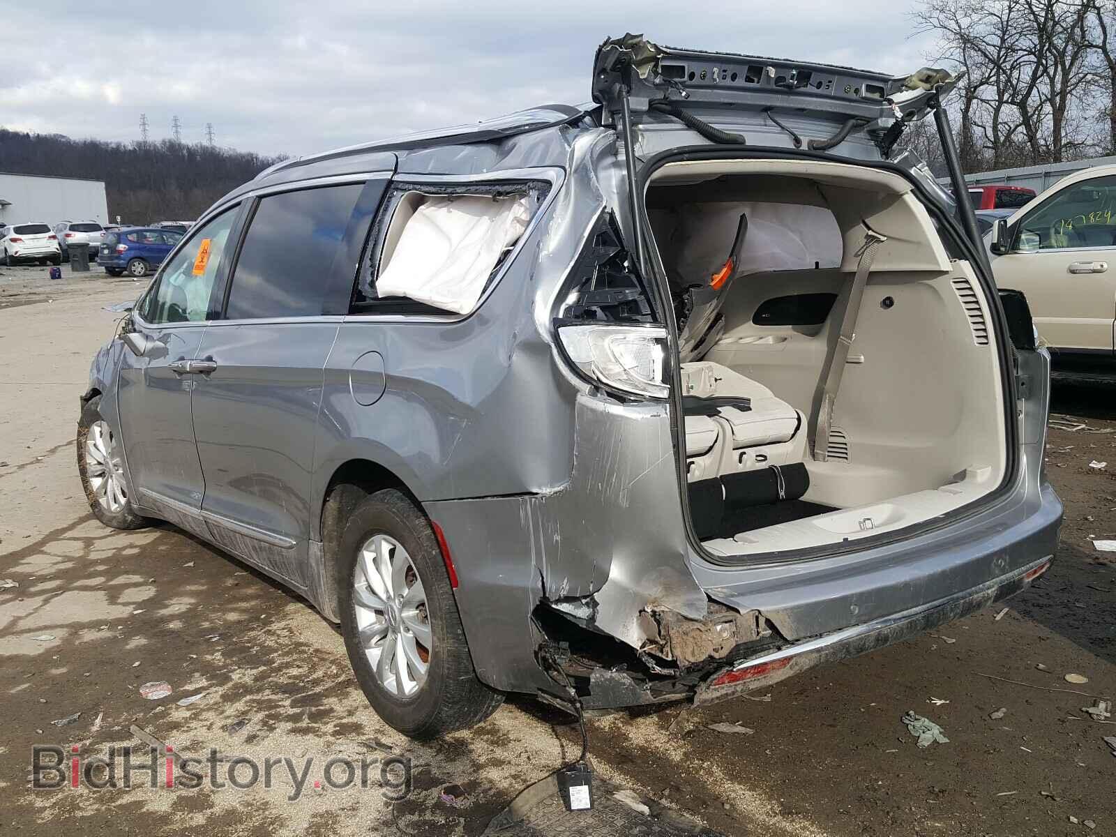 2019 CHRYSLER PACIFICA - VIN: 2C4RC1BG0KR570099 - Фото 3