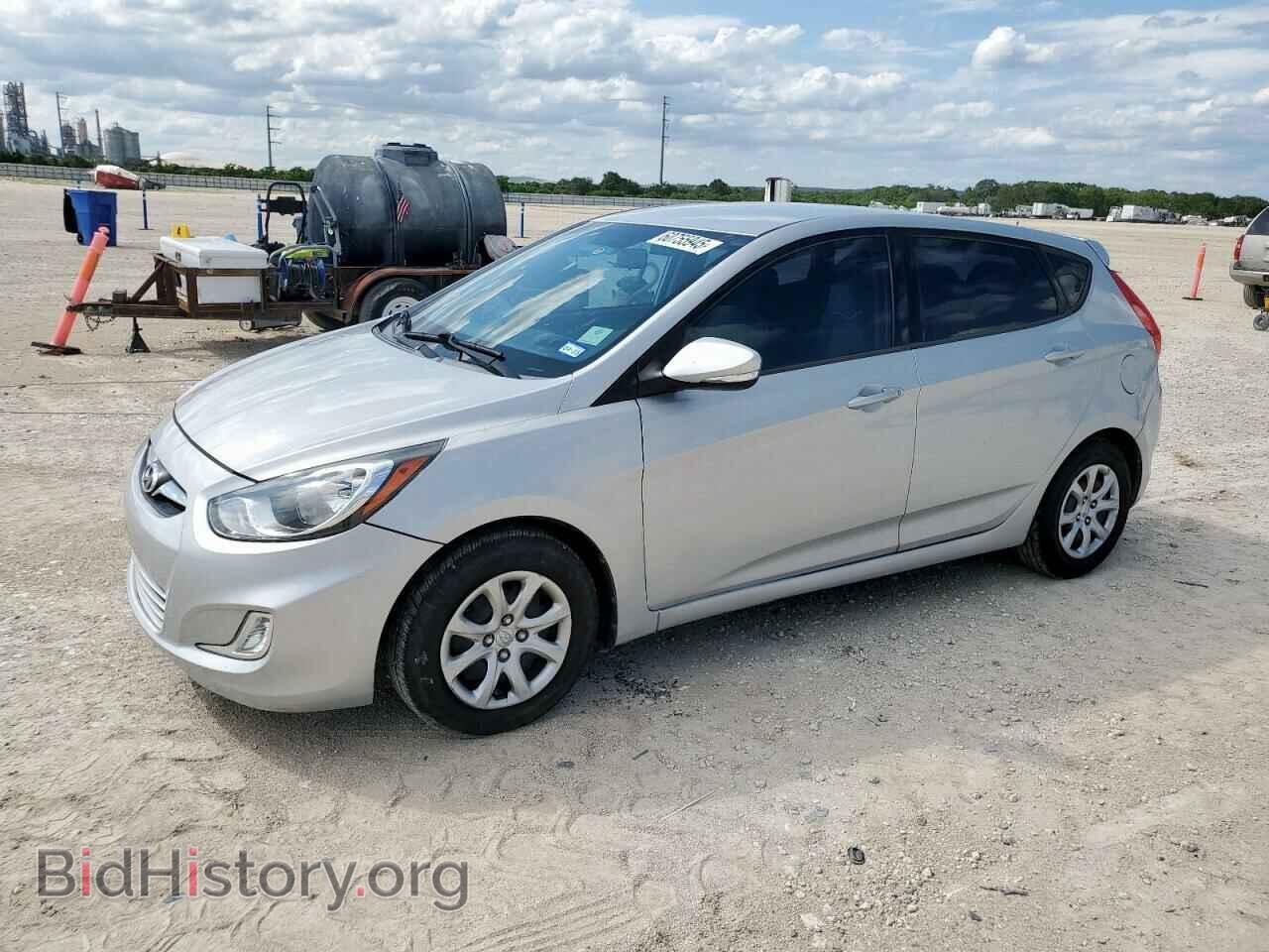 Фотография KMHCU5AE5DU076431 - HYUNDAI ACCENT 2013