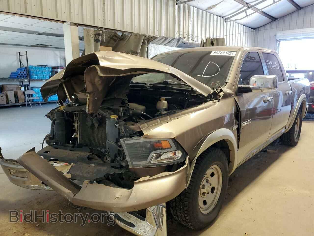 2010 DODGE RAM 1500 - VIN: 1D7RB1CT7AS133430 - Фото 2