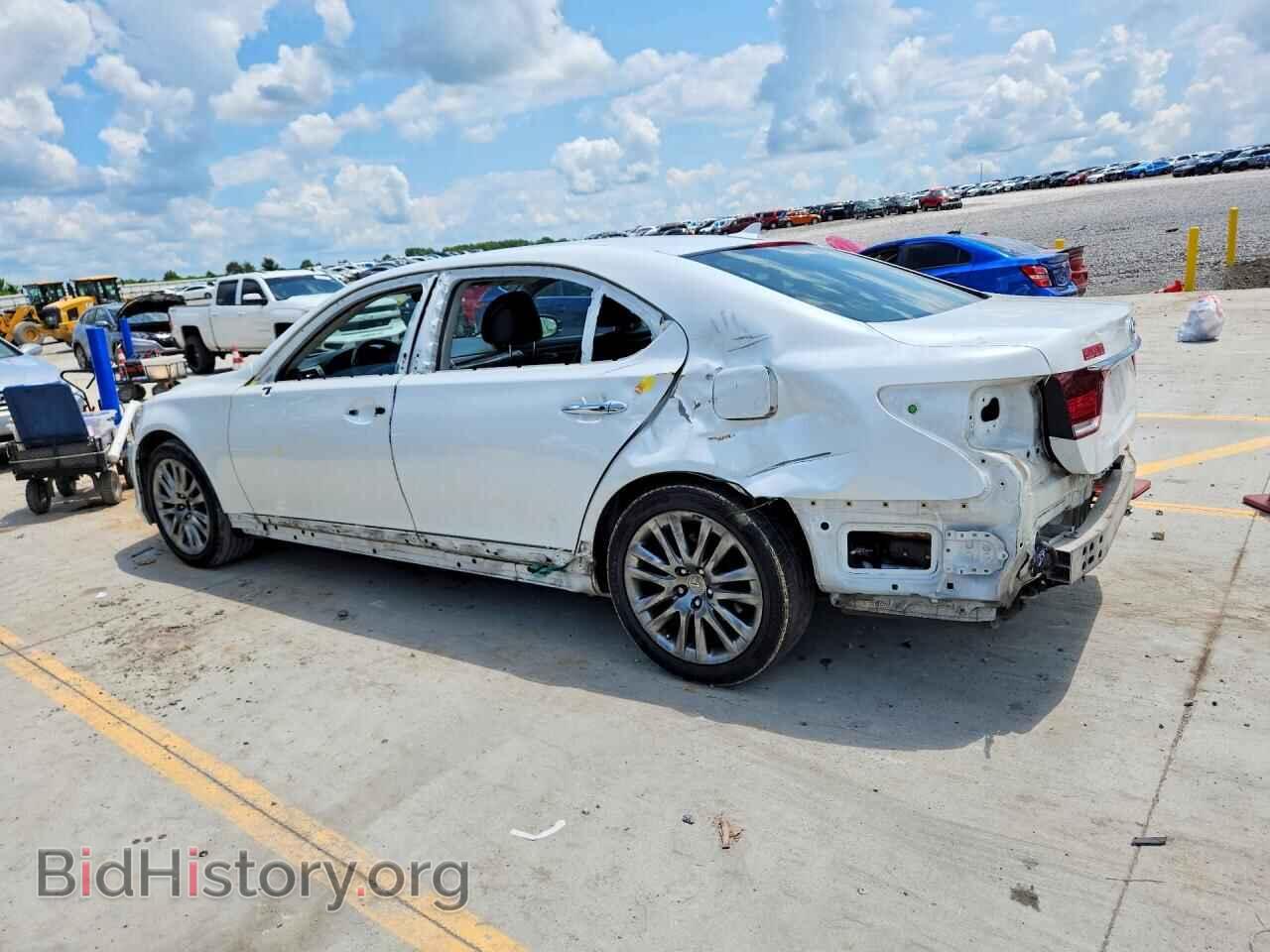 2013 LEXUS LS460 - VIN: JTHGL5EF3D5049944 - Photo 2