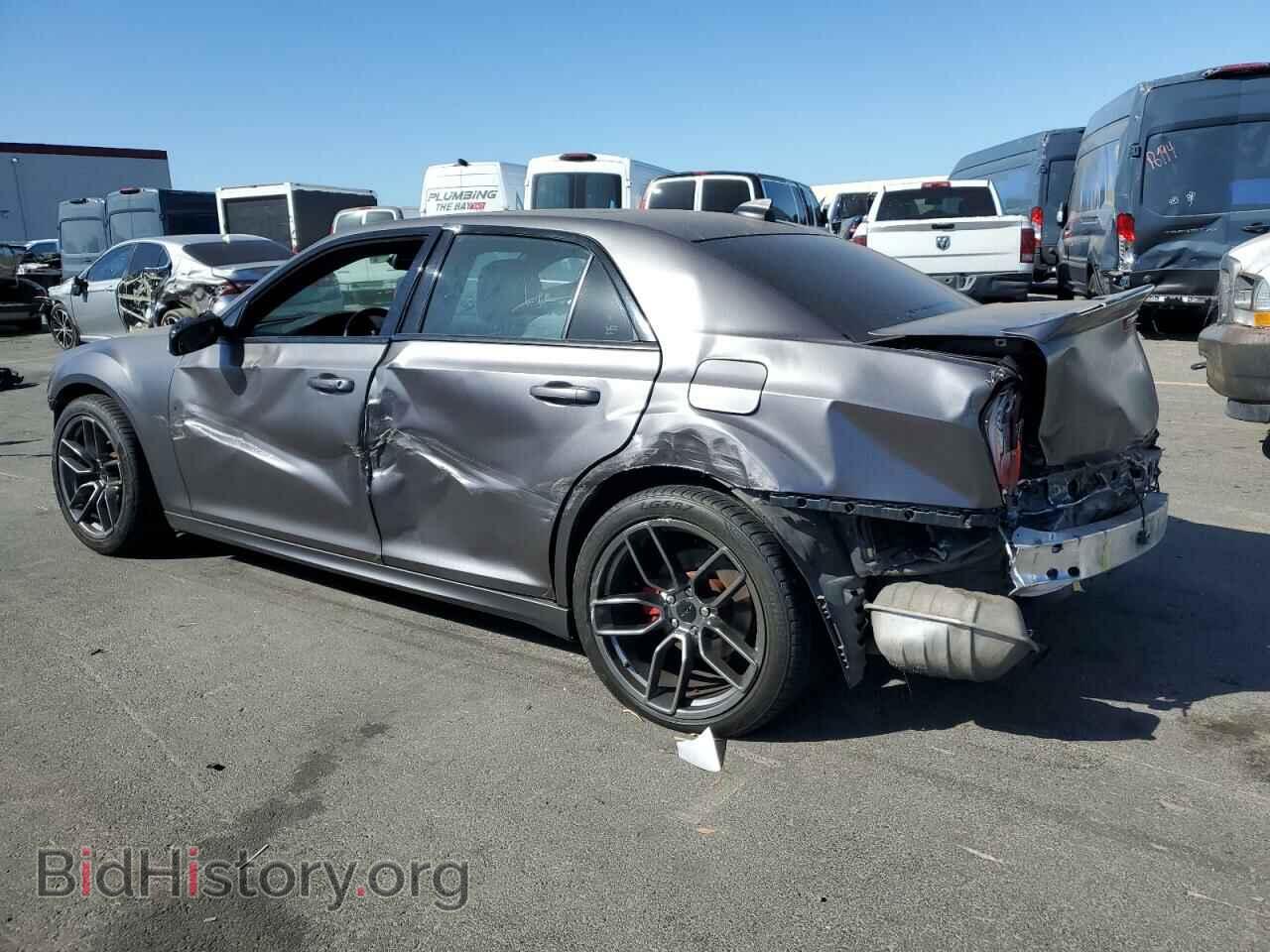 2016 CHRYSLER 300 - VIN: 2C3CCABT0GH329132 - Фото 2