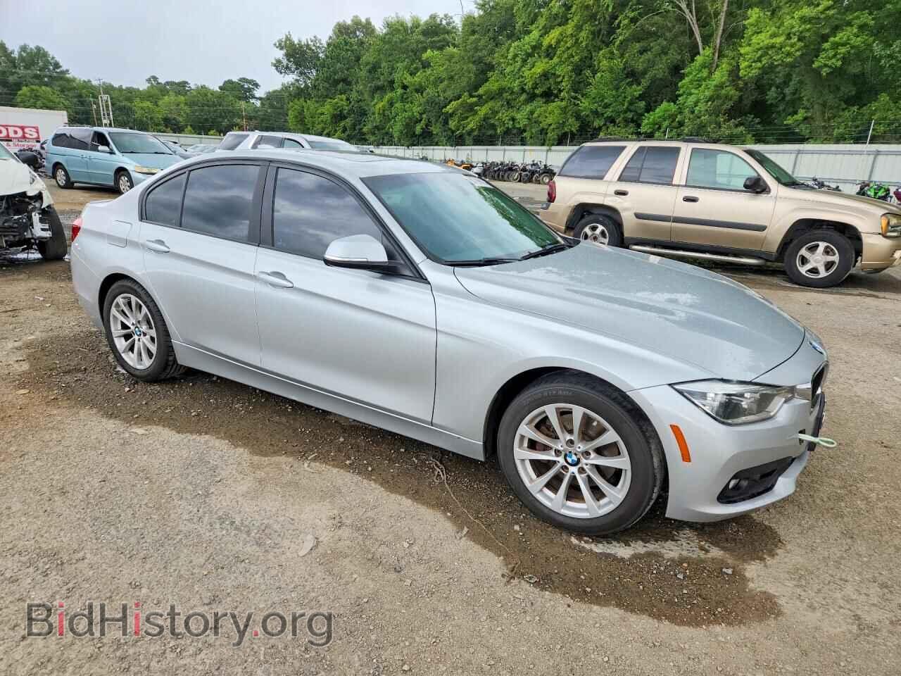 2018 BMW 3 SERIES - VIN: WBA8A9C58JAD26992 - Photo 4