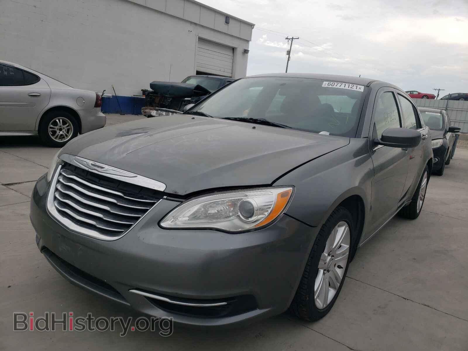 2012 CHRYSLER 200 - VIN: 1C3CCBAB0CN295337 - Photo 2