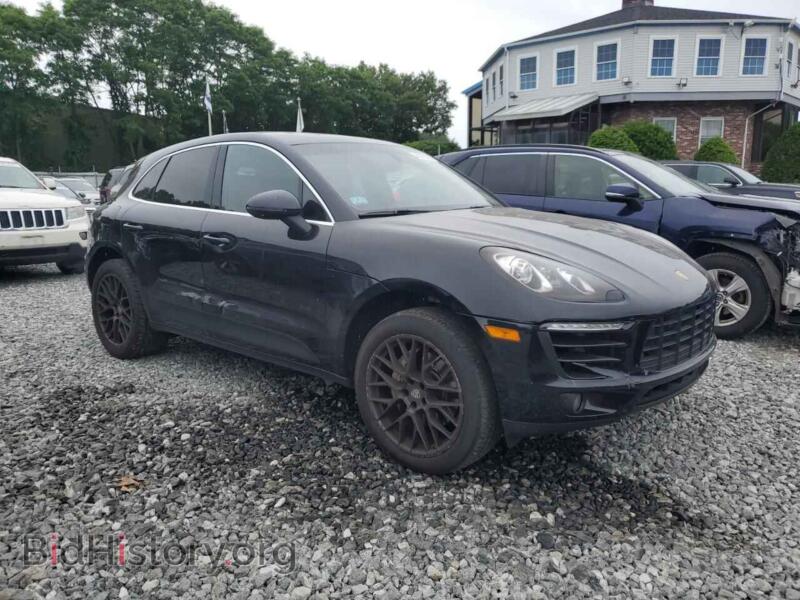 2016 Porsche MACAN (VIN WP1AB2A52GLB50218) — photo 4 of 13