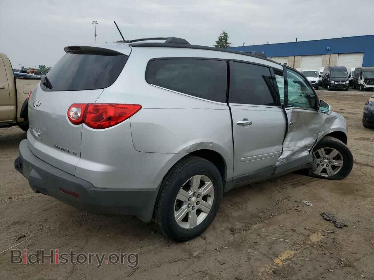 2012 CHEVROLET TRAVERSE - VIN: 1GNKRGED0CJ281502 - Фото 3