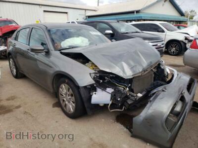 2013 Chrysler 200 200 LX, серебристый — VIN 1C3CCBAB1DN559442, Copart