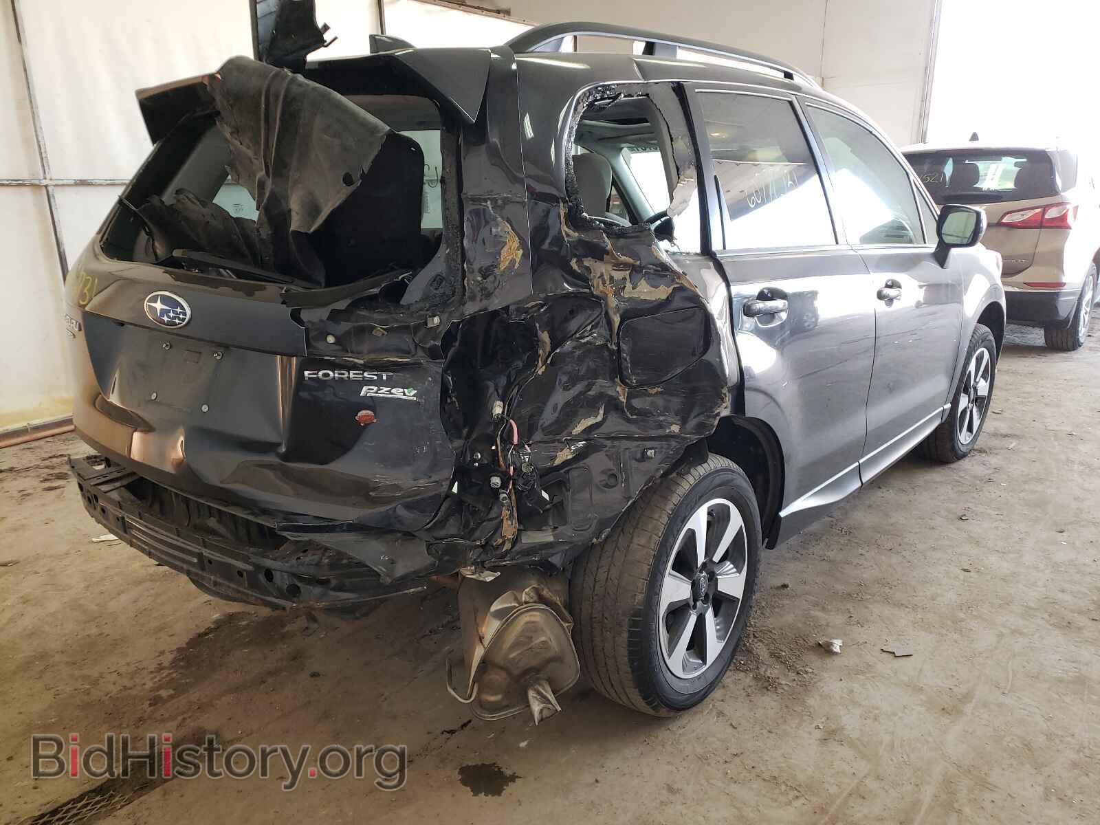 2017 SUBARU FORESTER - VIN: JF2SJAEC2HH491586 - Photo 4