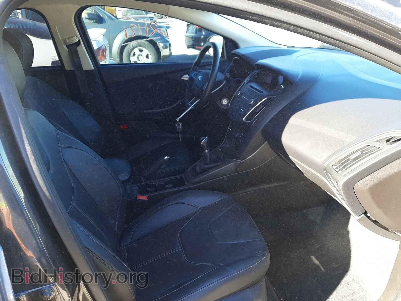 2016 FORD FOCUS - VIN: 1FADP3F27GL301760 - Photo 5