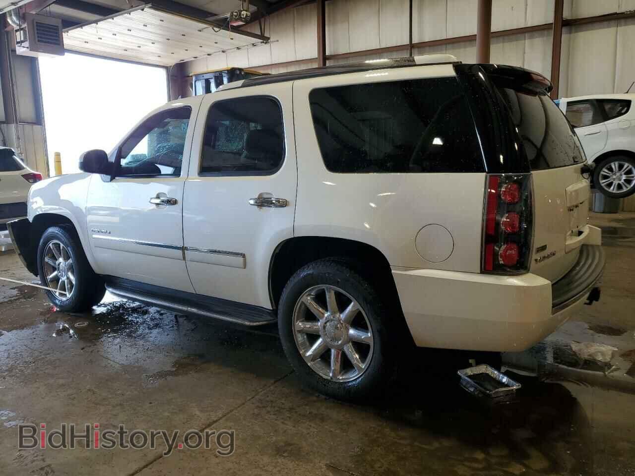 2011 GMC YUKON - VIN: 1GKS2EEF1BR330441 - Фото 2