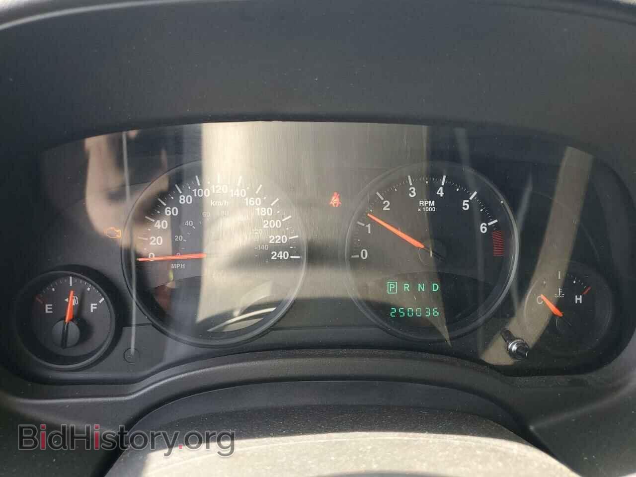 2011 JEEP COMPASS - VIN: 1J4NF4FB0BD275037 - Photo 9