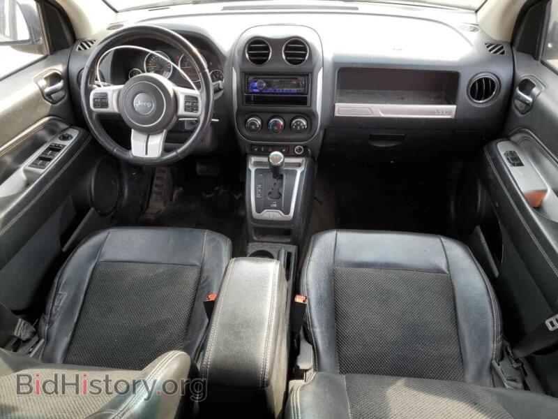 2014 Jeep COMPASS (VIN 1C4NJDAB6ED506295) — photo 8 of 13