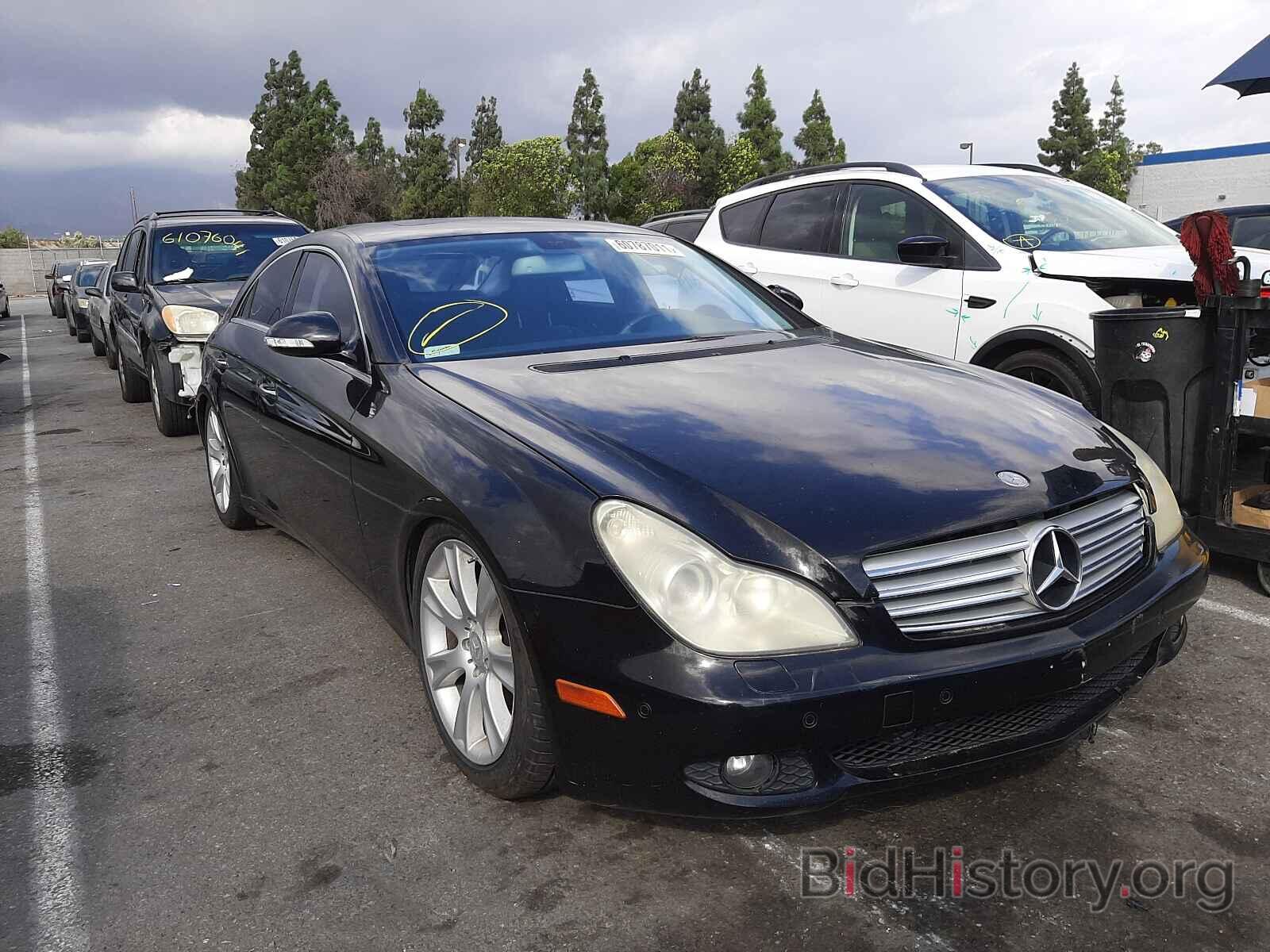 Photo WDDDJ72X88A128970 - MERCEDES-BENZ CLS-CLASS 2008