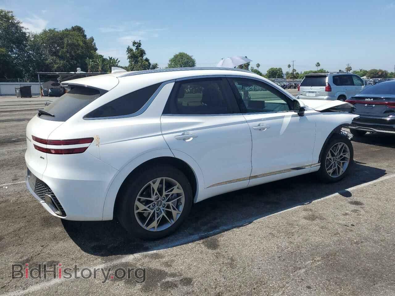 2023 GENESIS GV70 BASE - VIN: KMUMADTBXPU088137 - Фото 3