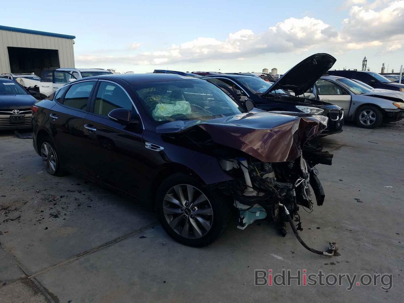 Photo 5XXGT4L3XHG122796 - KIA OPTIMA 2017