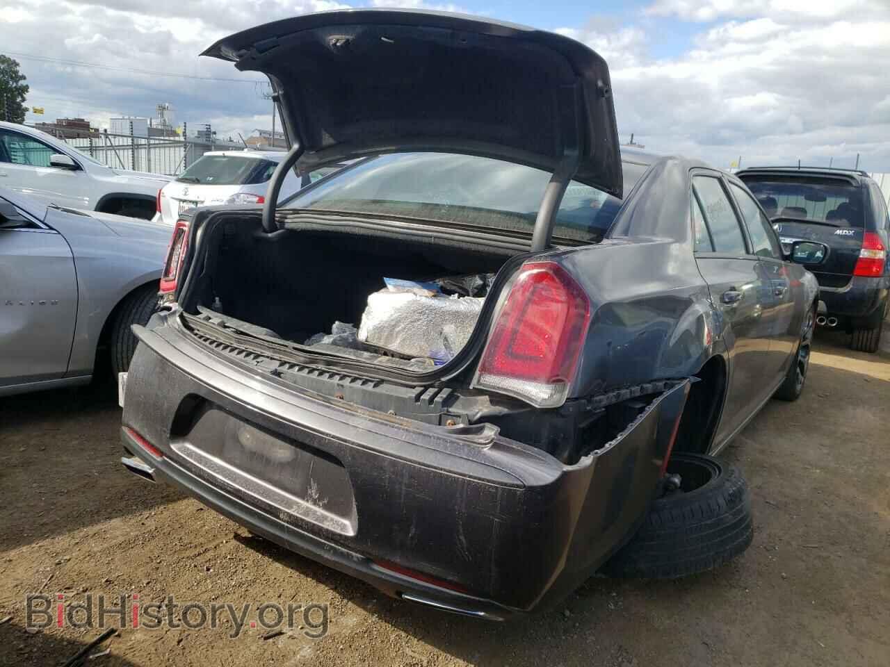 2015 CHRYSLER 300 - VIN: 2C3CCABG2FH882494 - Фото 4