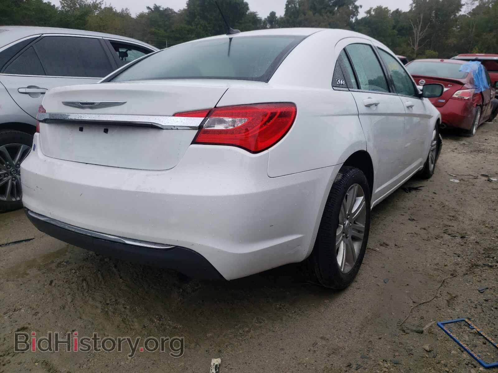 2012 CHRYSLER 200 - VIN: 1C3CCBBB1CN298262 - Фото 4