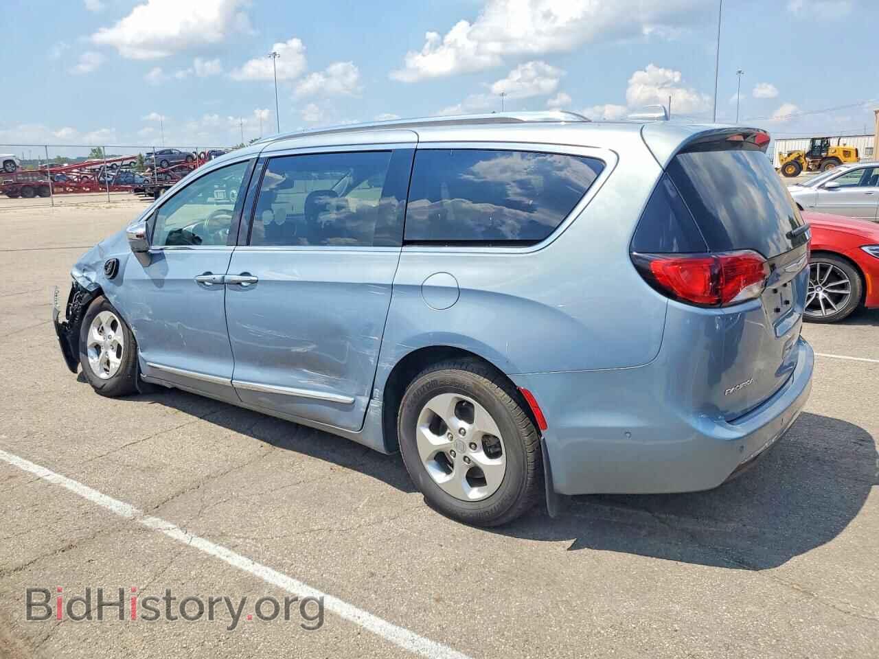 2017 CHRYSLER PACIFICA - VIN: 2C4RC1N77HR798122 - Photo 2
