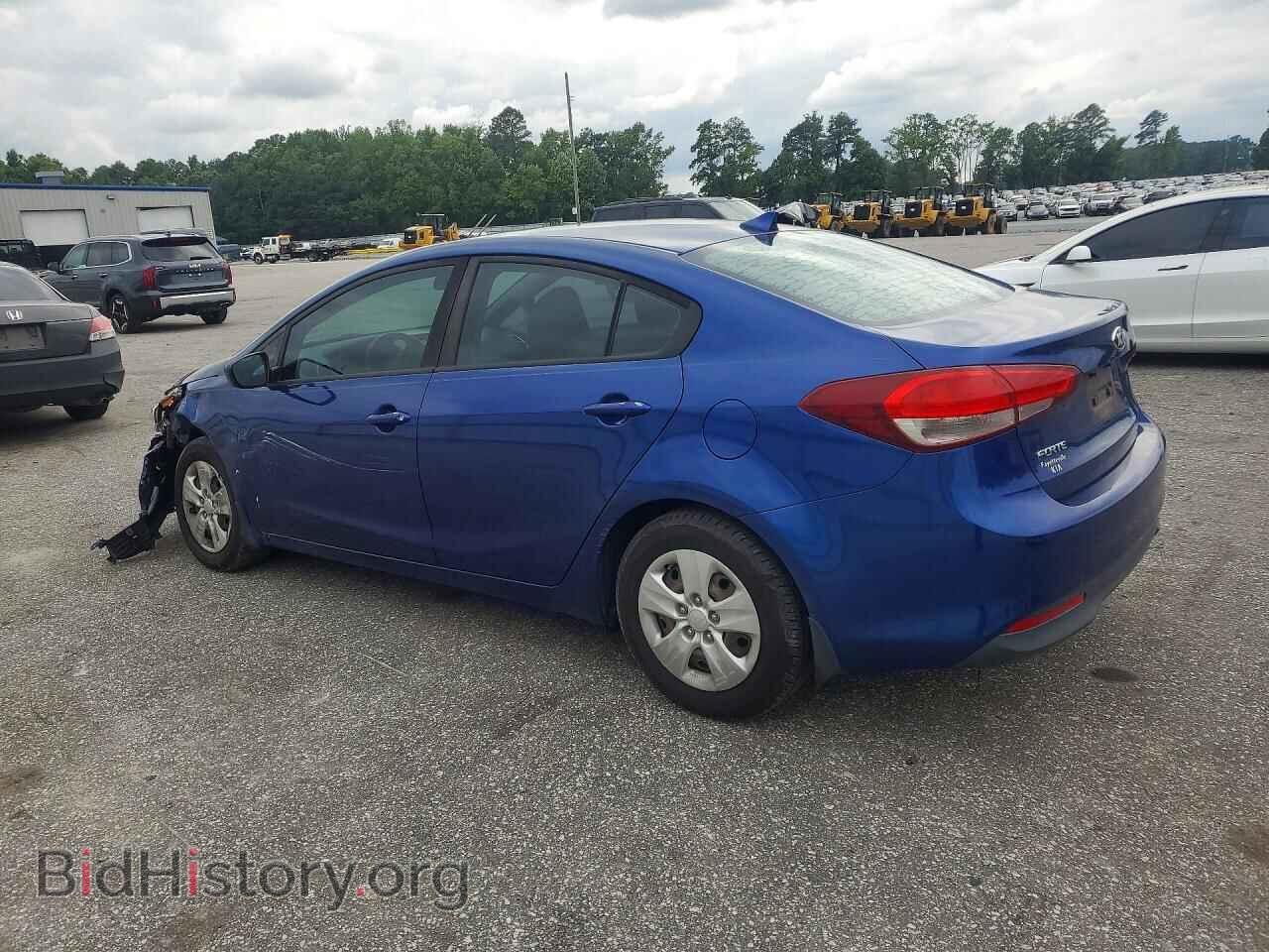 2017 KIA FORTE - VIN: 3KPFK4A76HE154190 - Photo 2