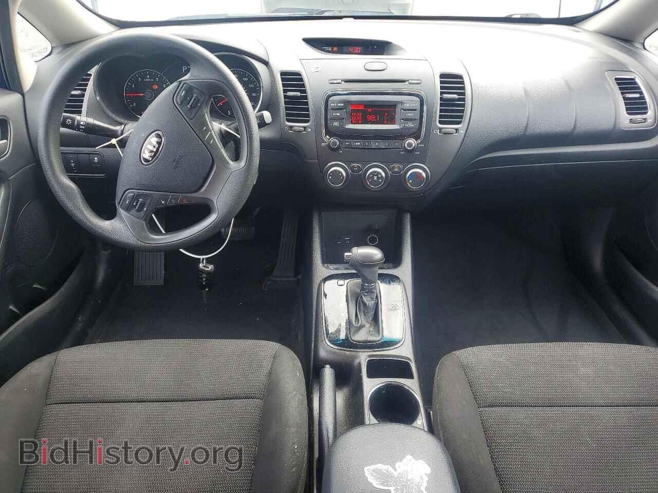 2017 KIA FORTE - VIN: 3KPFK4A76HE154190 - Photo 8