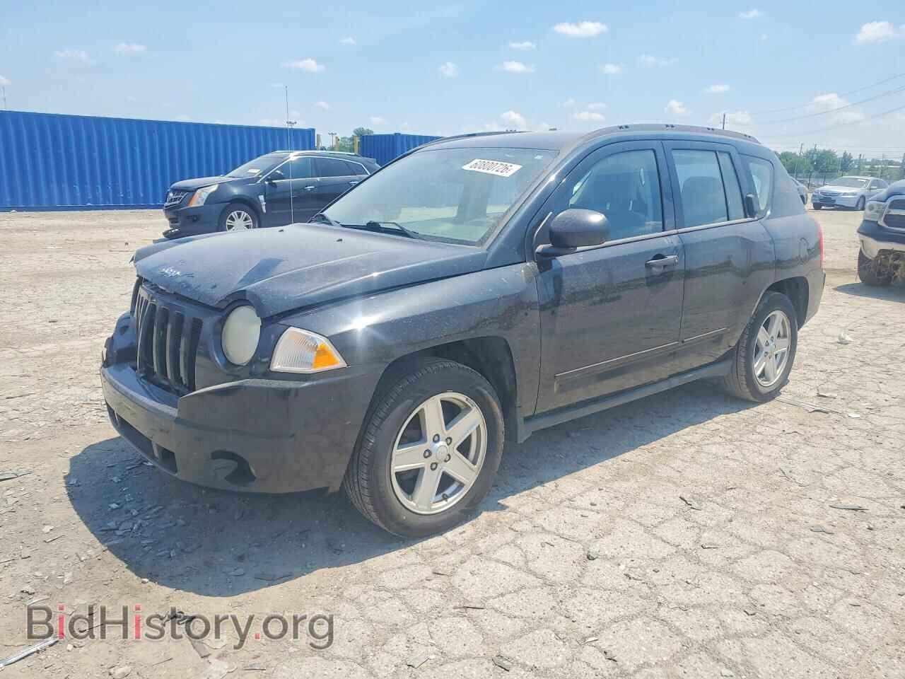 Фотография 1J4NT4FB1AD520970 - JEEP COMPASS 2010