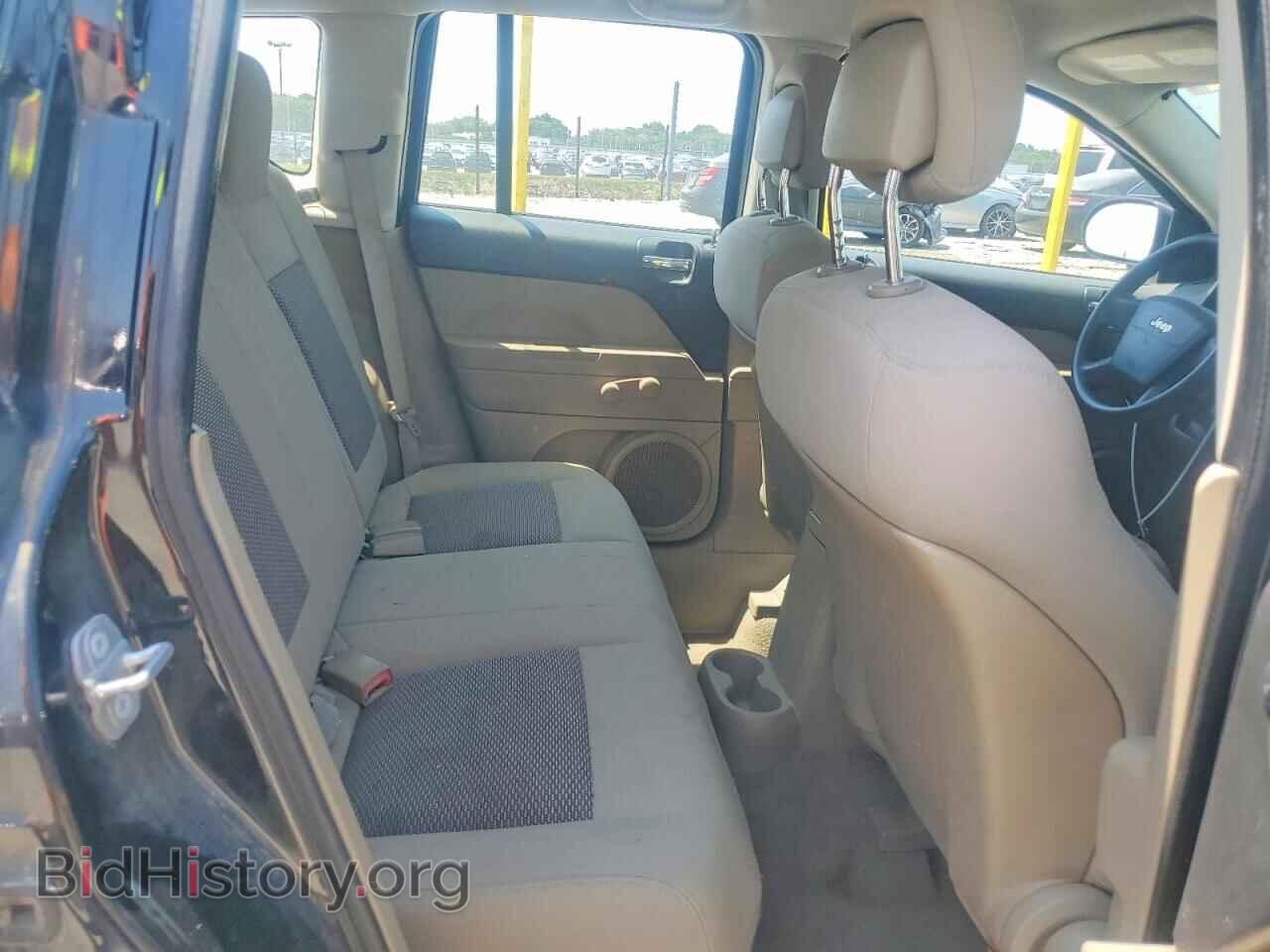 2010 JEEP COMPASS - VIN: 1J4NT4FB1AD520970 - Фото 11