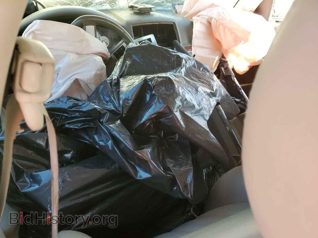2010 CHRYSLER 300 - VIN: 2C3CK6CT0AH161871 - Фото 8