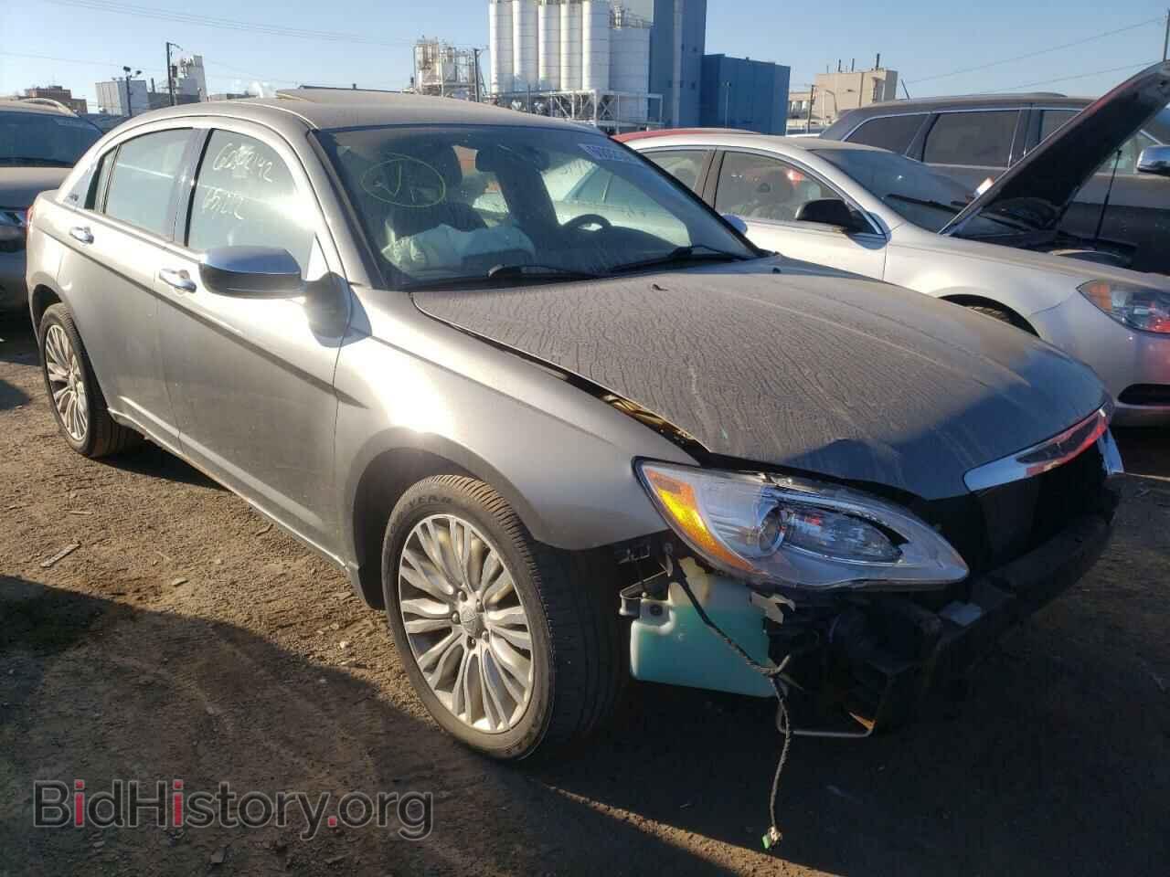 Photo 1C3BC2FG4BN603561 - CHRYSLER 200 2011