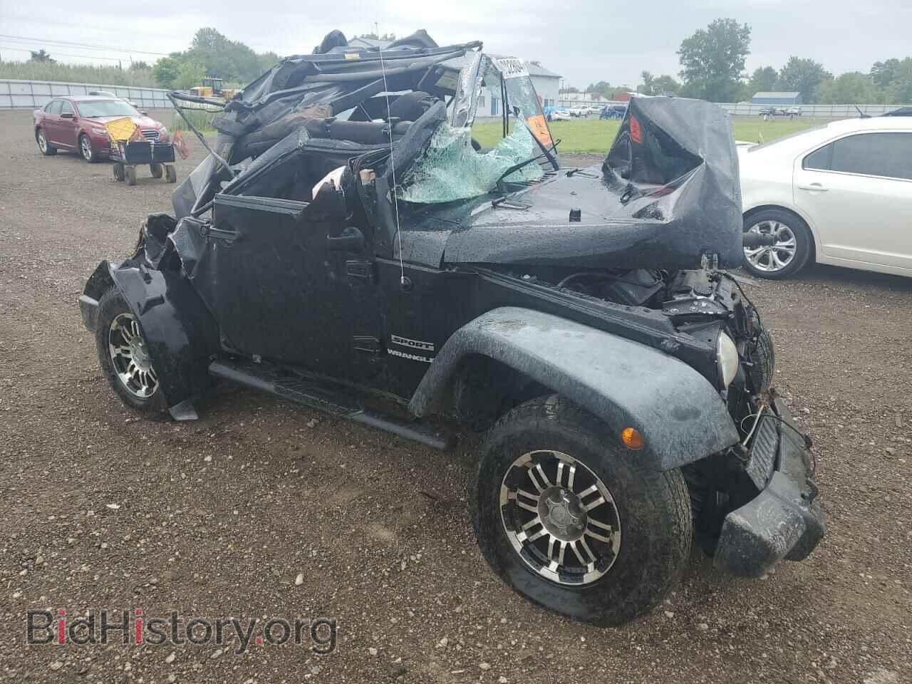 2011 JEEP WRANGLER - VIN: 1J4AA2D13BL593493 - Фото 4