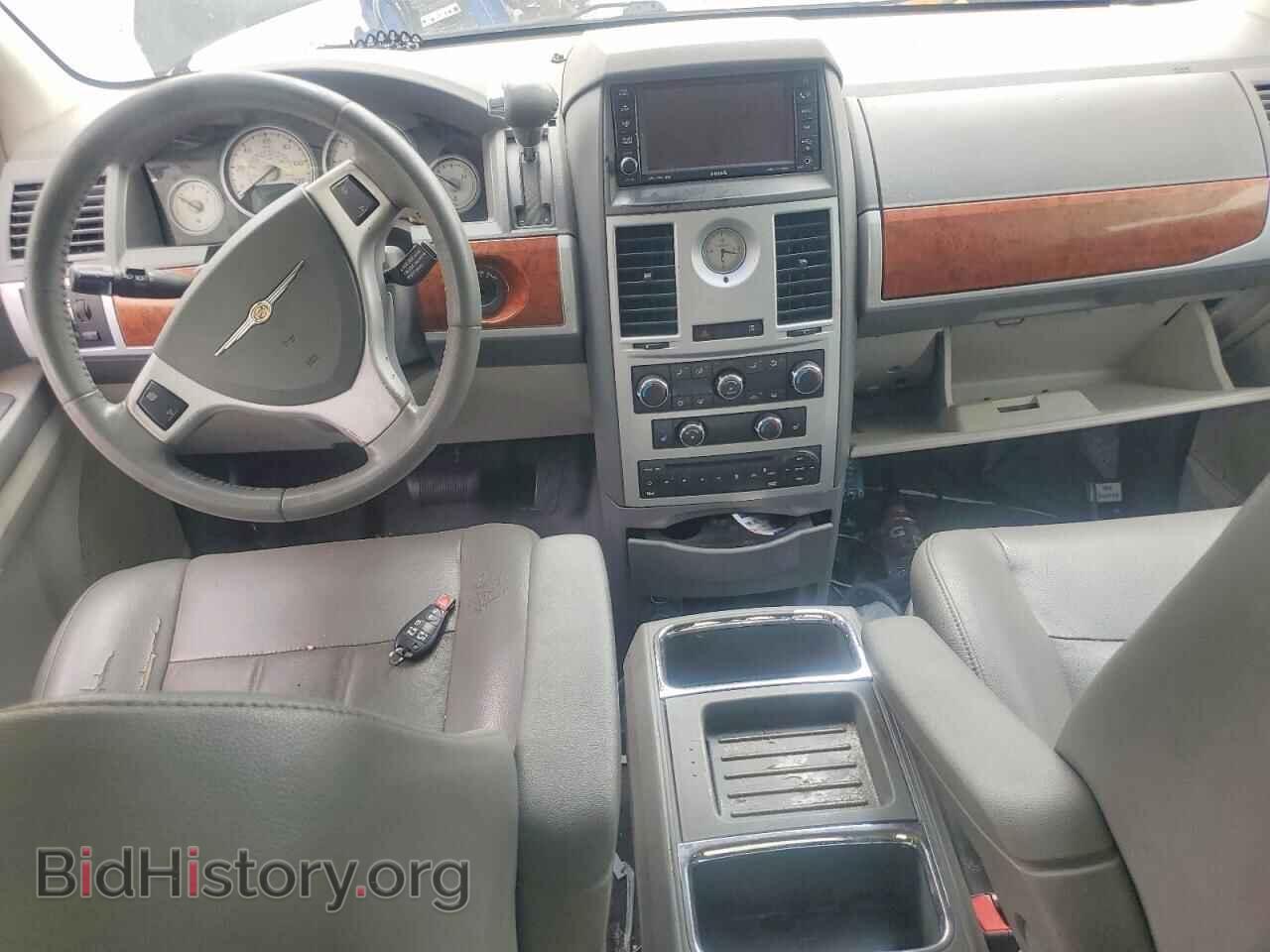 2008 CHRYSLER MINIVAN - VIN: 2A8HR54P78R828862 - Фото 8